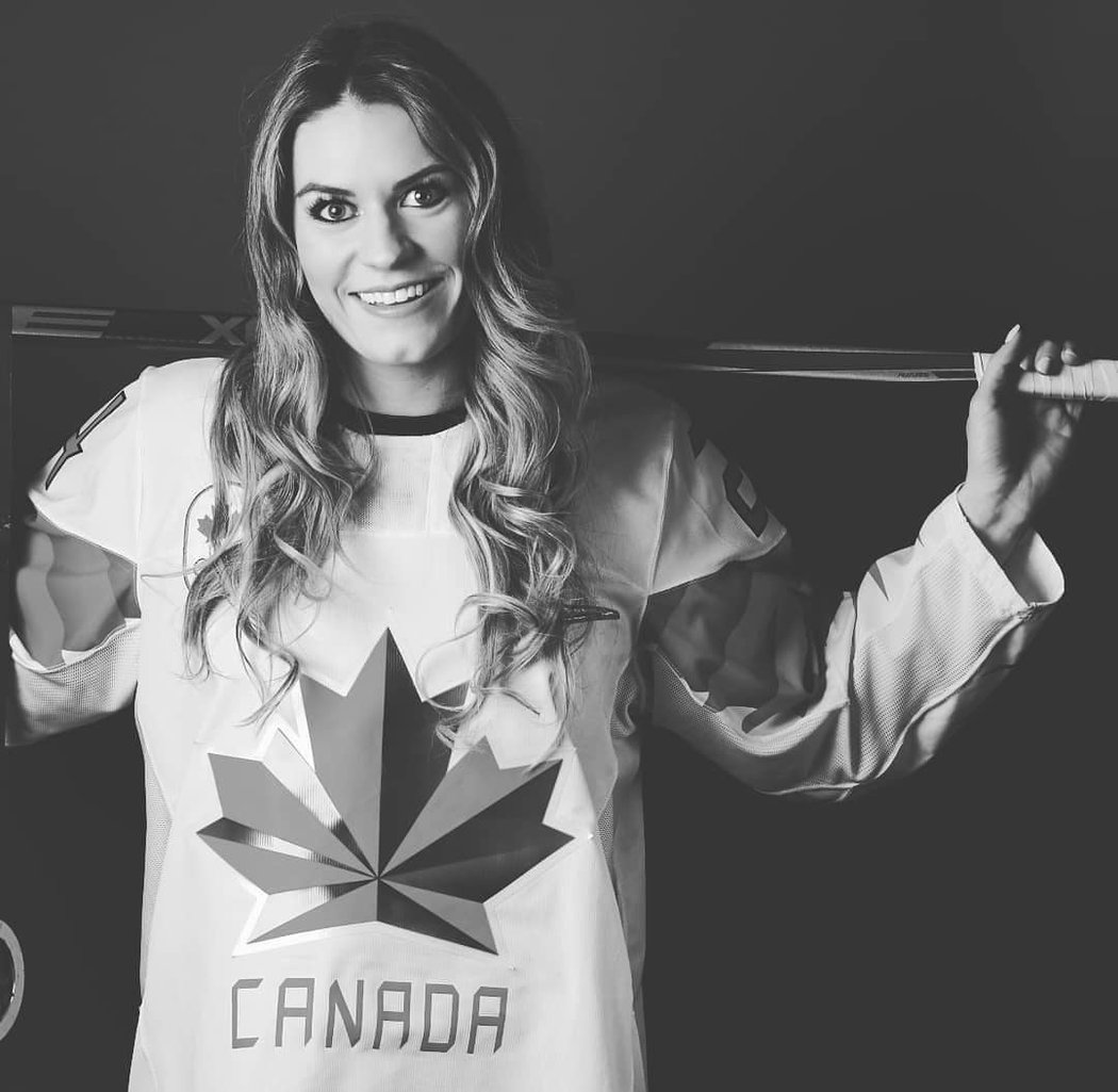 Kanaďanka Natalie Spoonerová má hokej v krvi