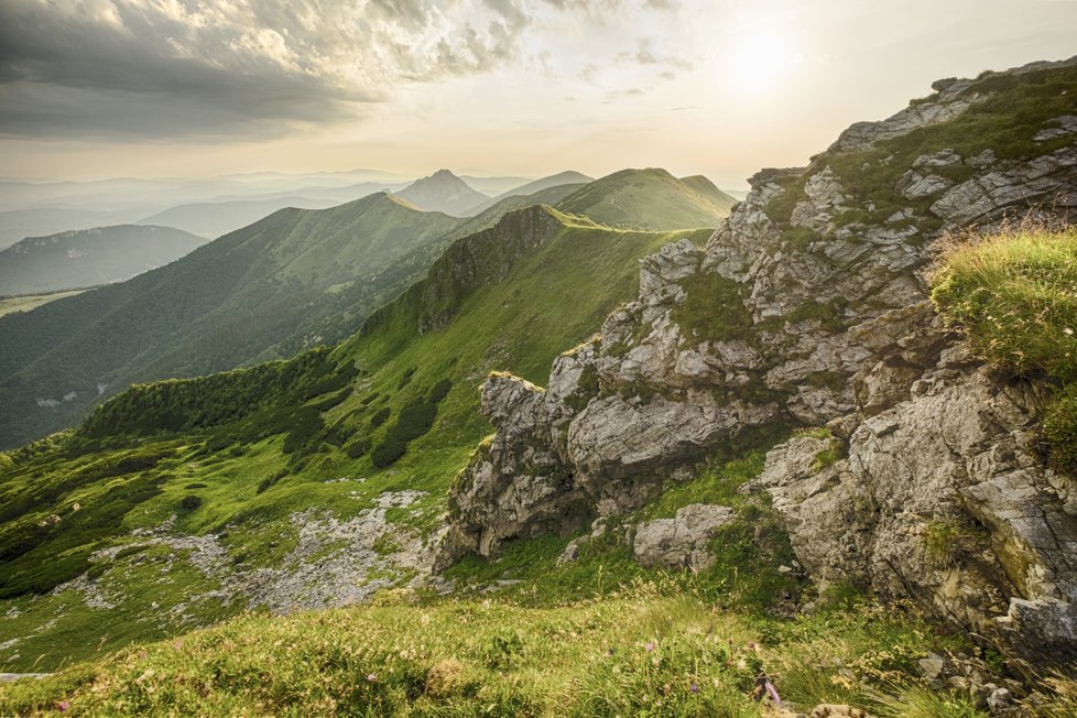 Takto Vít Fikejzl na svůj fotoaparát zachytil krásy různých krajin a hlavně i neopakovatelné kouzlo přírody, která se s každým rokem mění.