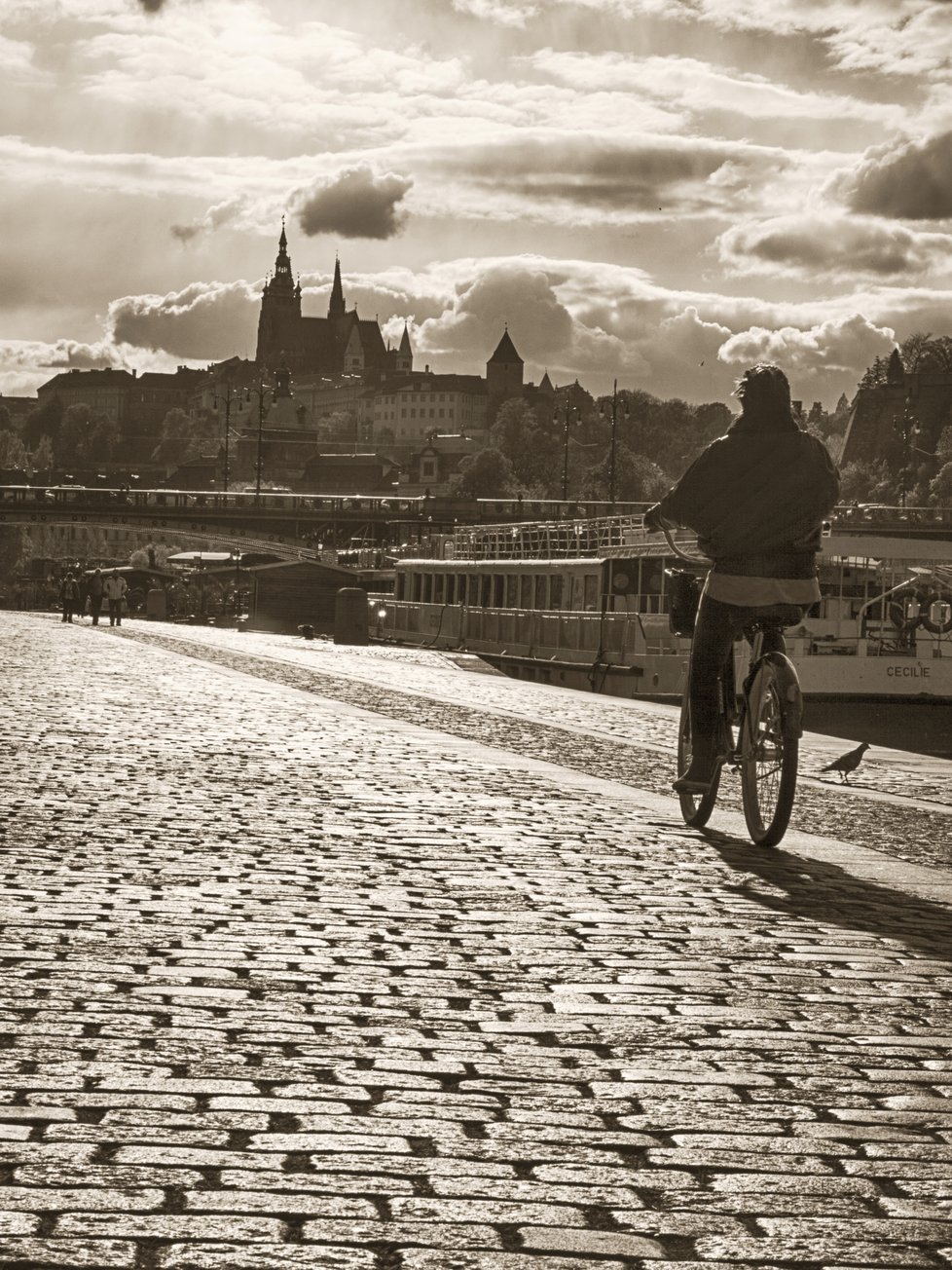 Z Vítových fotografií Prahy je znát jeho nadšení hlavním městem a především jeho krásami.