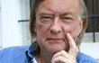 Vít Olmer (69), režisér: „Na pana Škvoreckého budu vzpomínat velice rád. Byl to pro mě úžasný a moderní spisovatel. Na premiéru Tankového praporu dokonce přiletěl vrtulníkem. Bude nám moc chybět.“ Vít Olmer (69), režisér: „Na pana Škvoreckého budu vzpomínat velice rád. Byl to pro mě úžasný a moderní spisovatel. Na premiéru Tankového praporu dokonce přiletěl vrtulníkem. Bude nám moc chybět.“