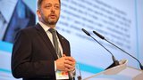 Sněm STAN: Rakušan ustál kauzu Hlubuček! Obhájil křeslo, záda mu bude krýt Vlček