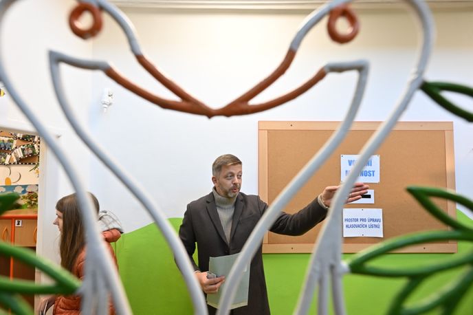 Ministr vnitra Vít Rakušan (STAN) v Kolíně odevzdal svůj hlas ve volbách do Poslanecké sněmovny Ministr vnitra Vít Rakušan (STAN) v Kolíně odevzdal svůj hlas ve volbách do Poslanecké sněmovny