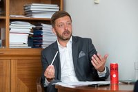 Průvan v České poště: Rakušan odvolal osm členů dozorčí rady, zůstali jen zástupci zaměstnanců