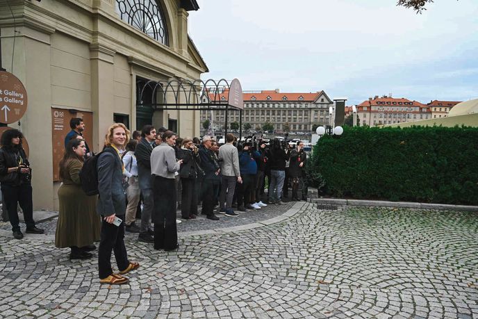 Čekání na Víta Rakušana. Čekání na Víta Rakušana.