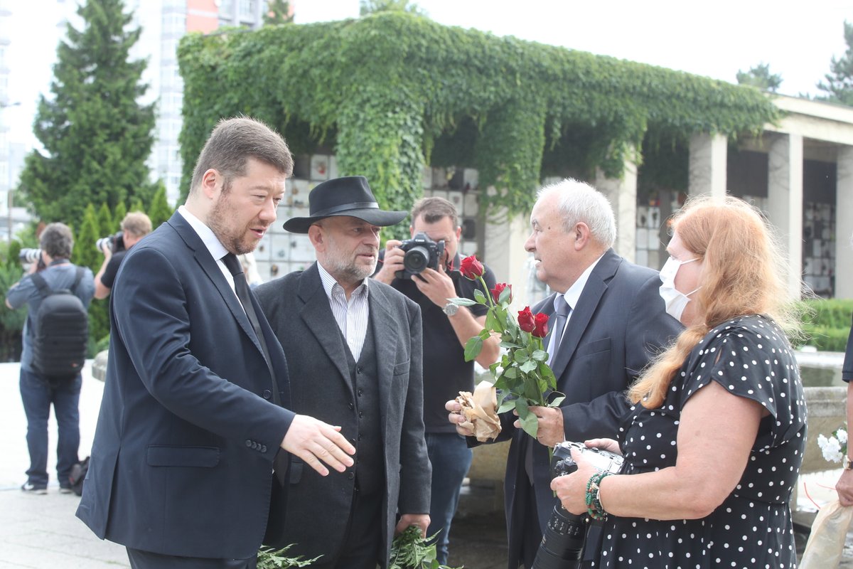 Okamuru pozval Petr Hannig.