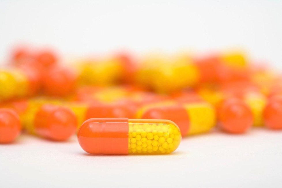 Vitamin C v tabletách vám chřipku nijak nezkrátí