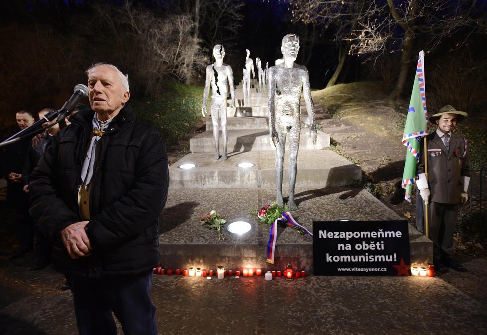 Shromáždění k uctění památky obětí komunistického režimu: Bývalý politický vězeň Jiří Lukšíček
