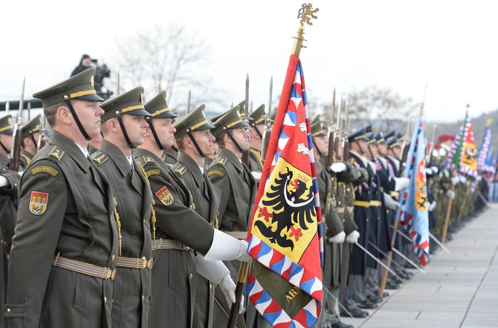 Pietní akt u příležitosti svátku Dne vzniku samostatného československého státu, který se uskutečnil 28. října na pražském Vítkově.