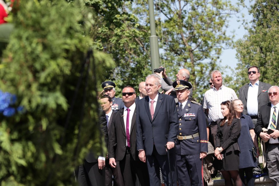 Prezident Zeman při pietní akci na Vítkově (8.5.2018)