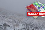 Sněžku zasáhl orkán, horská služba varuje před nebezpečím lavin. Sledujte radar Blesku