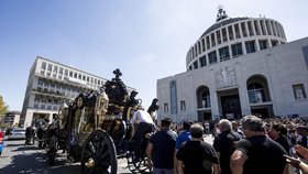 Okázalý pohřeb mafiánského bosse v Římě