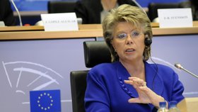 Viviane Reding, lucemburská europoslankyně a někdejší dlouholetá eurokomisařka, je „matkou konce roamingu“. Bojovala za něj 10 let.