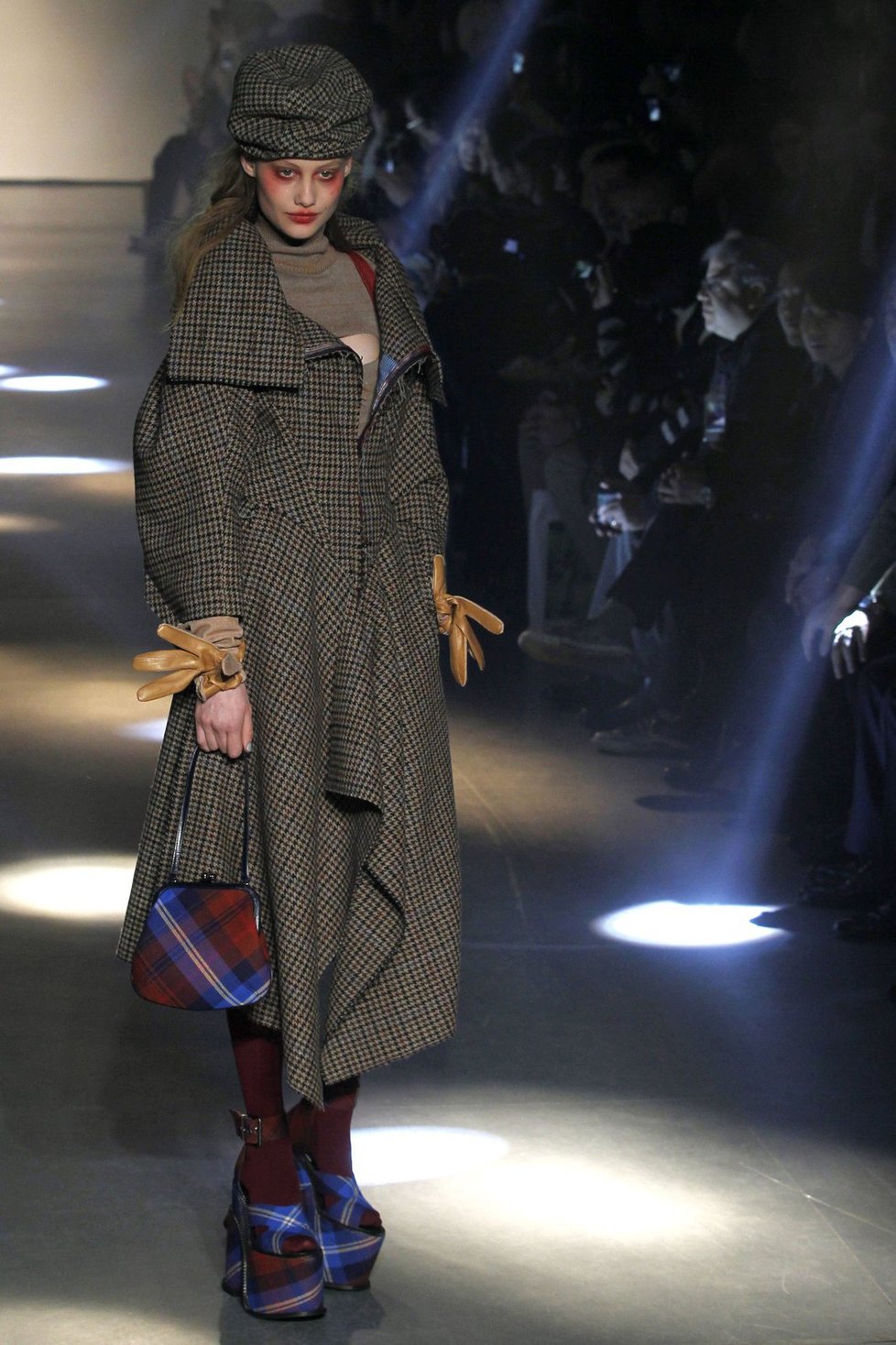 Vivienne Westwood představila svou kolekci na podzim/zimu 2012/2013.