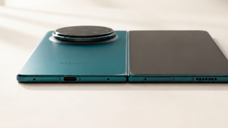 Ohebný smartphone s 8palcovým displejem nahradí notebook i fotoaparát Ohebný smartphone s 8palcovým displejem nahradí notebook i fotoaparát