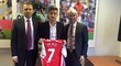 Rumunský záložník Vlad Dragomir podepsal tříletou smlouvu s Arsenalem
