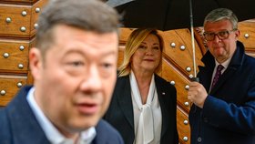 Jednání o programu budoucí vlády: Tomio Okamura (SPD), Karel Havlíček (ANO) a Alena Schillerová (ANO) (23.10.2025)