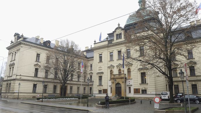 Budova Úřadu vlády v Praze