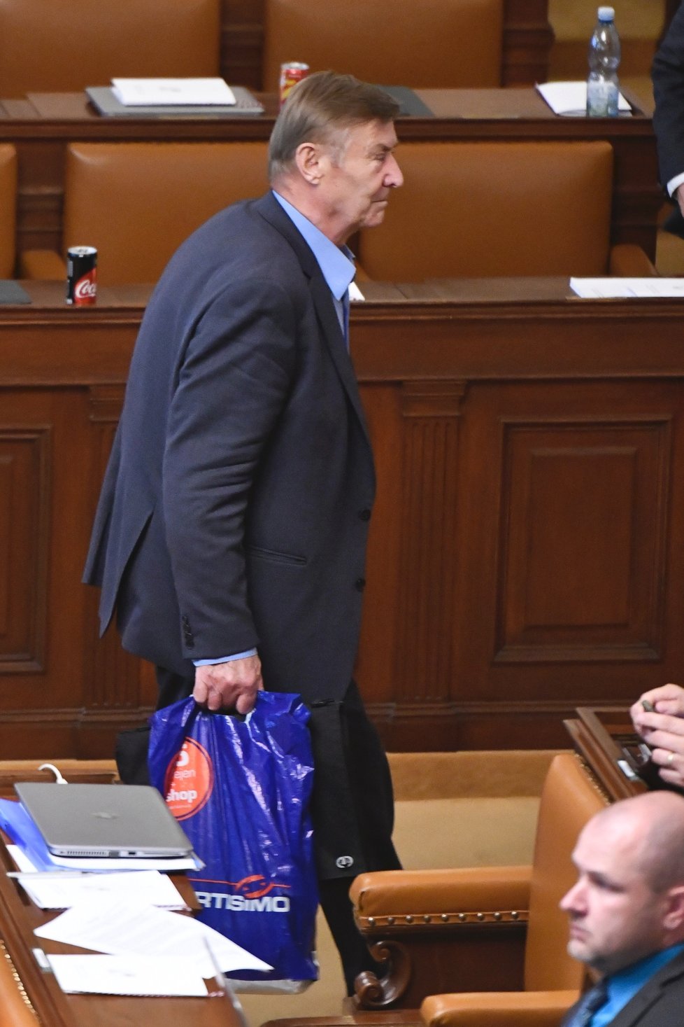 Miroslav Grebeníček (KSČM) během jednání Sněmovny o důvěře vládě (11.7.2018)