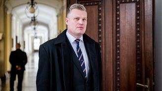 Turek je spasitel i prokletí Motoristů. Třeba jednou skončí, jako Jana Bobošíková Turek je spasitel i prokletí Motoristů. Třeba jednou skončí, jako Jana Bobošíková