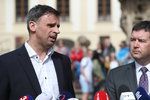 Zeman přijal Hamáčka a Zimolu. Ti pohrozili Babišovi ukončením jednání o vládě