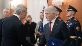 Prezident Petr Pavel jmenuje vládu premiéra Andreje Babiše (ANO) složenou ze zástupců hnutí ANO, SPD a Motoristů: Na snímku Petr Macinka za Motoristy (15. 12. 2025)