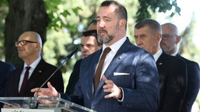 Tiskovka vlády Andreje Babiše (ANO) k půl roku vládnutí: Igor Červený (Motoristé) (9.7.2026)