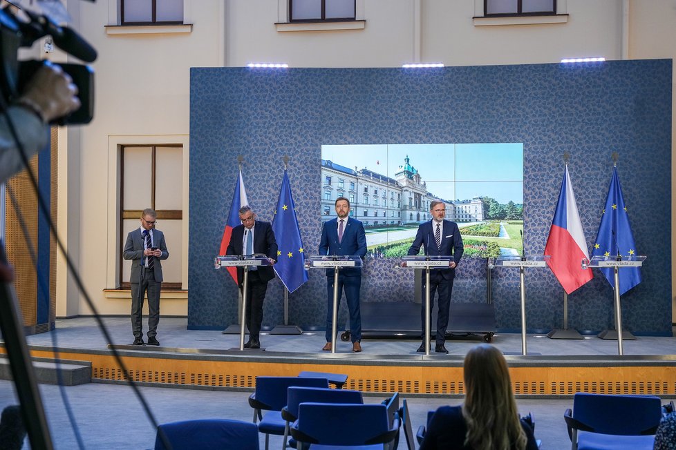 Jednání vlády: Fialův kabinet doplnil nařízení o stropu energií (2. 11. 2022).