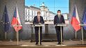 První jednání vlády v roce 2021: Karel Havlíček (za ANO) a Tomáš Petříček (ČSSD) na tiskovce (4.1.2021)