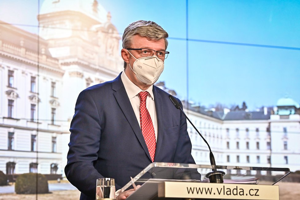 První jednání vlády v roce 2021: Karel Havlíček (za ANO) na tiskovce (4.1.2021) První jednání vlády v roce 2021: Karel Havlíček (za ANO) na tiskovce (4.1.2021)