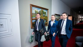 Jednání vlády: Lidovečtí ministři Nekula, Jurečka a Hladík (10.5.2023)