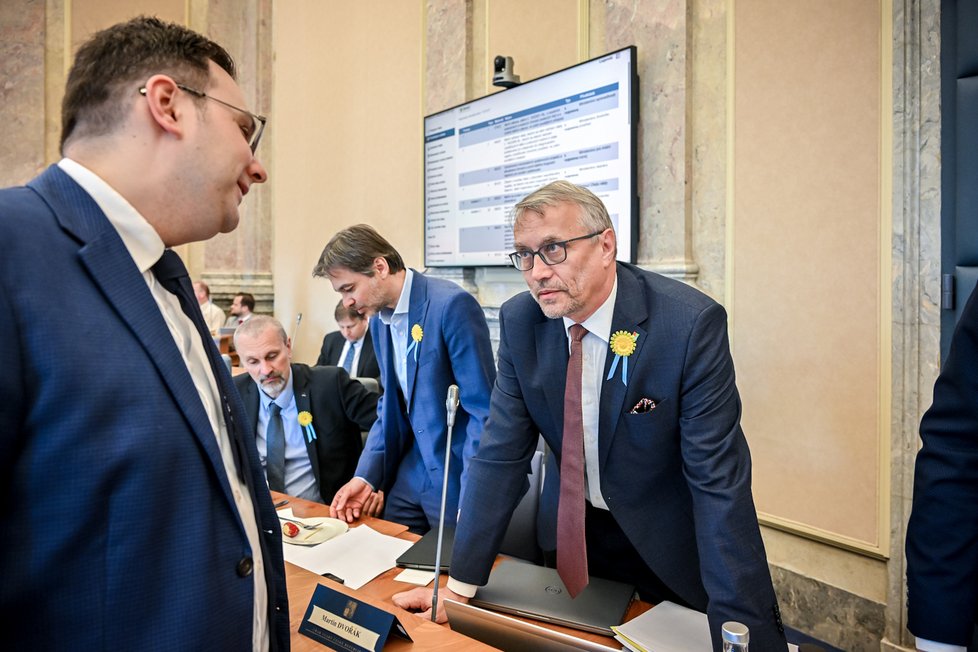 Jednání vlády: Ministr pro evropské záležitosti Martin Dvořák s ministrem zahraničí Lipavským (10.5.2023)