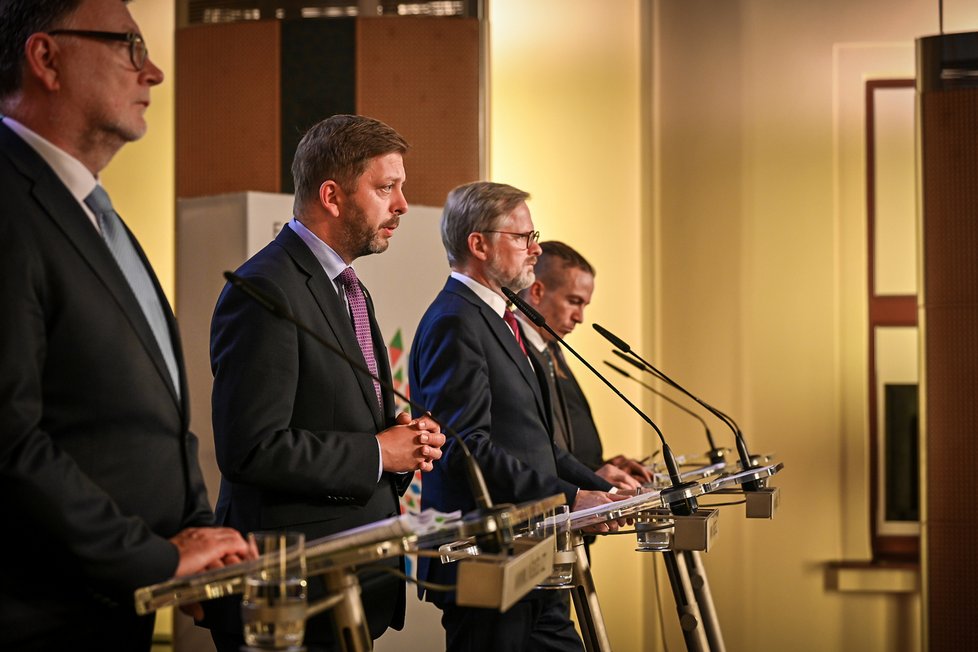 Mimořádné jednání vlády: Tisková konference ve Strakově akademii (26.9.2022)