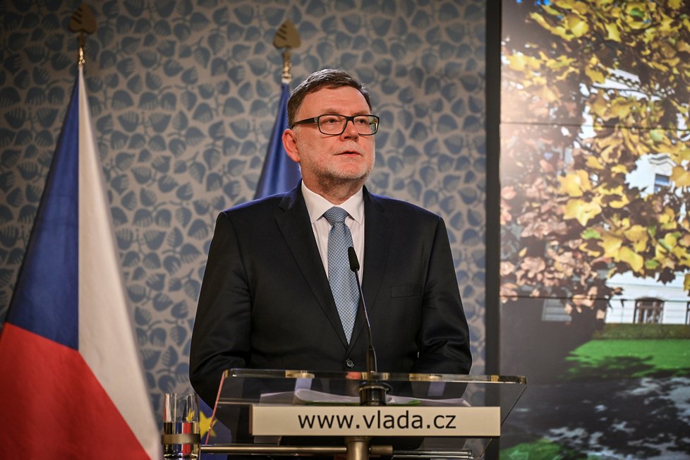 Mimořádné jednání vlády: Ministr financí Zbyněk Stanjura (ODS)  (26.9.2022)