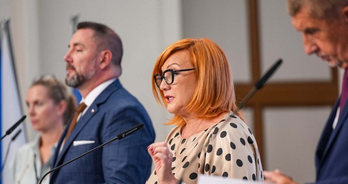 Alena Schillerová (ANO) po jednání vlády (17.8.2026)