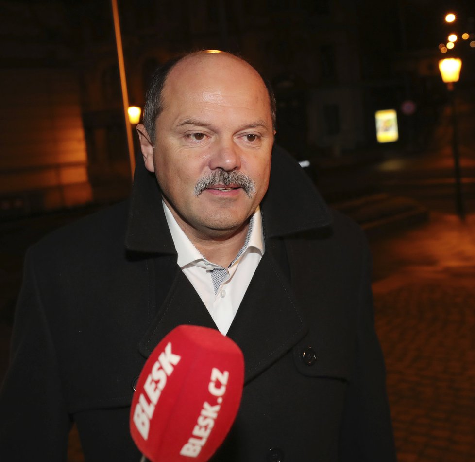 Babiš svolal vládu na 6:30: Ministr zemědělství Jiří Milek.