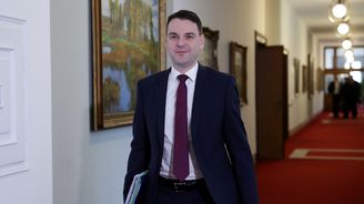 Macinka spojil resorty, je ministr zahraničního životního prostředí. Jezdí do ciziny pro dotace a rušit green dealy Macinka spojil resorty, je ministr zahraničního životního prostředí. Jezdí do ciziny pro dotace a rušit green dealy