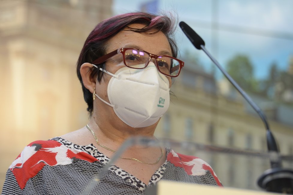 Hlavní hygienička Pavla Svrčinová na tiskové konferenci po jednání vlády (21.5.2021)