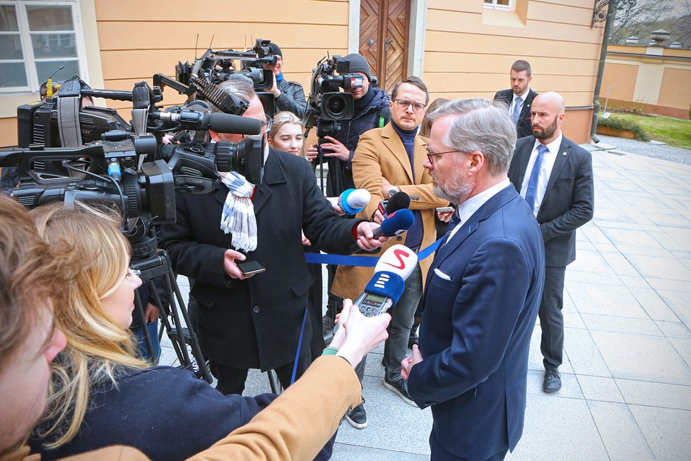 Výjezdní zasedání vlády na zámku Štiřín: Petr Fiala (duben 2022)
