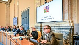 Jednání vlády: V popředí ministr financí Zbyněk Stanjura (1.3.2023)