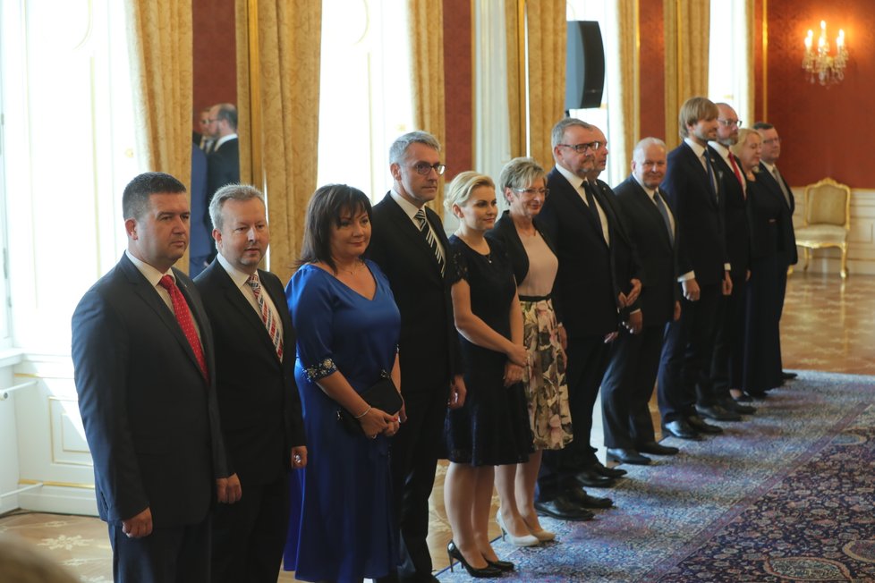 Prezident Miloš Zeman jmenuje vládu premiéra Andreje Babiše (27. 6. 2018).