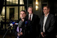Hádky o Turka: To máme dát diplomatický pas losu Emilovi? ptal se Macinka. A střet o Babiše