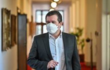Ministr vnitra Jan Hamáček: Milionový boj o svoji pověst