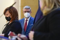Firmy a odbory už po sedmé žádají o prodloužení Antiviru. Havlíček je tomu nakloněný
