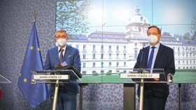 Tiskovka po jednání vlády: Karel Havlíček a Petr Arenberger (19.4.2021)