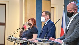 Vládní tiskovka: Ministři Schillerová, Arenberger a Plaga  (26.4.2021)