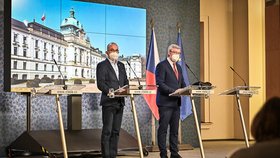 Tisková konference po jednání vlády (18. 3. 2021): Jan Blatný a Karel Havlíček (oba za ANO)