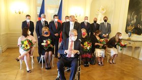 Vláda Andreje Babiše (ANO) na obědě u prezidenta Miloše Zemana (28. 6. 2021)