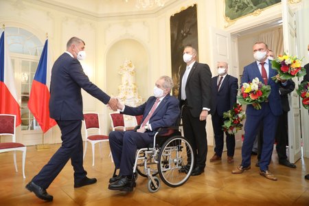 Vláda Andreje Babiše (ANO) na obědě u prezidenta Miloše Zemana (28. 6. 2021): Premiér s prezidentem