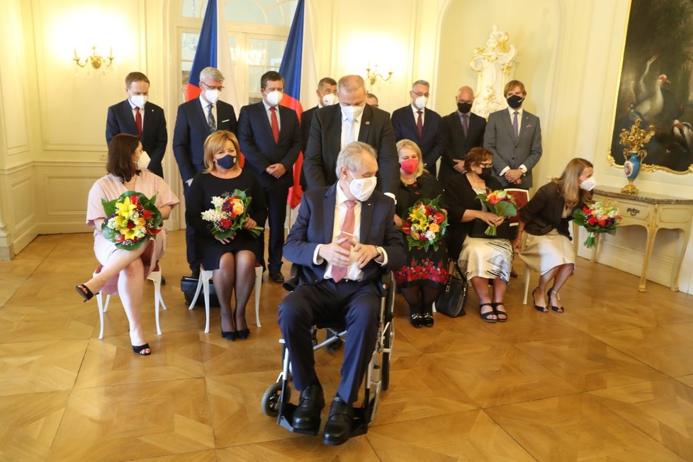 Vláda Andreje Babiše (ANO) na obědě u prezidenta Miloše Zemana (28. 6. 2021)