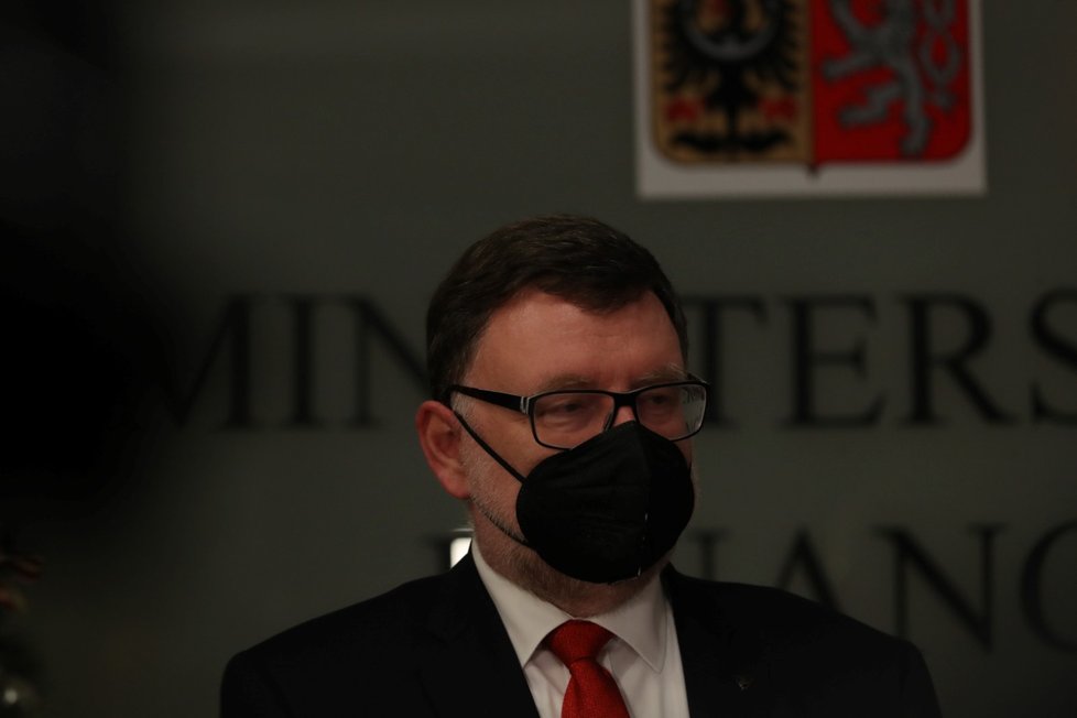 Ministr financí Zbyněk Stanjura na první tiskové konferenci po uvedení do úřadu.